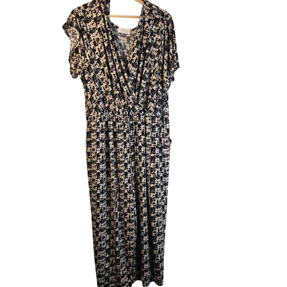 Kaileigh 1X Black/White Abstract Print Flowy Pantsuit [0044]